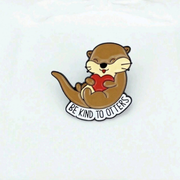 Be Kind to Otter Pin